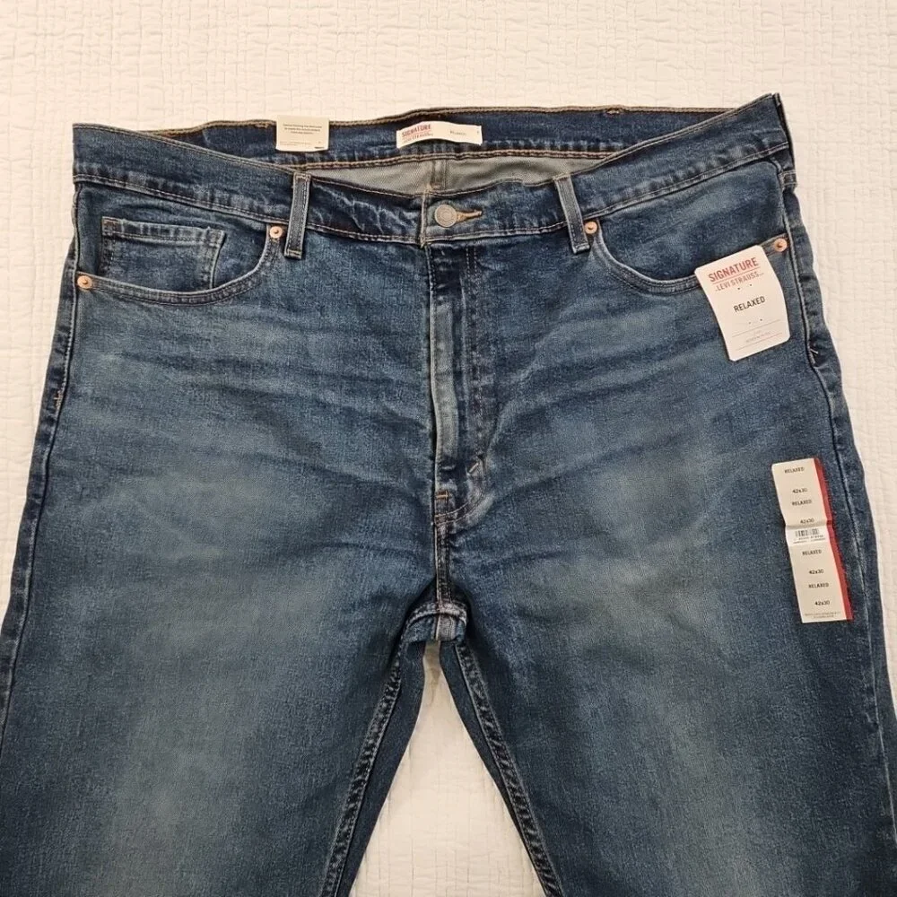 NEW Levi's Signature Series Jeans Men's‎ 42x30 Medium Wash Stretch Denim Relaxed
